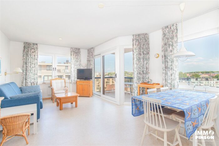 Zonnig appartement met wijds uitzicht te koop in De Panne - Immo Pinson